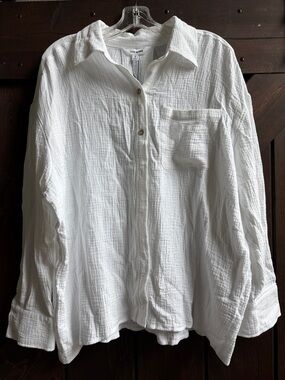 Steve Madden White Textured Button-Down Shirt